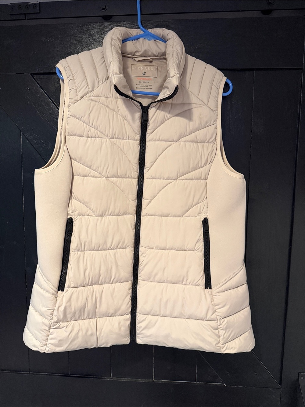 Women’s Light Cream Quilted Sleeveless Puffer Vest